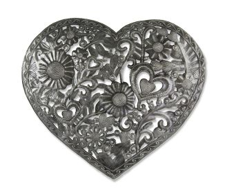 Hearts Galore! 18.5''x17''